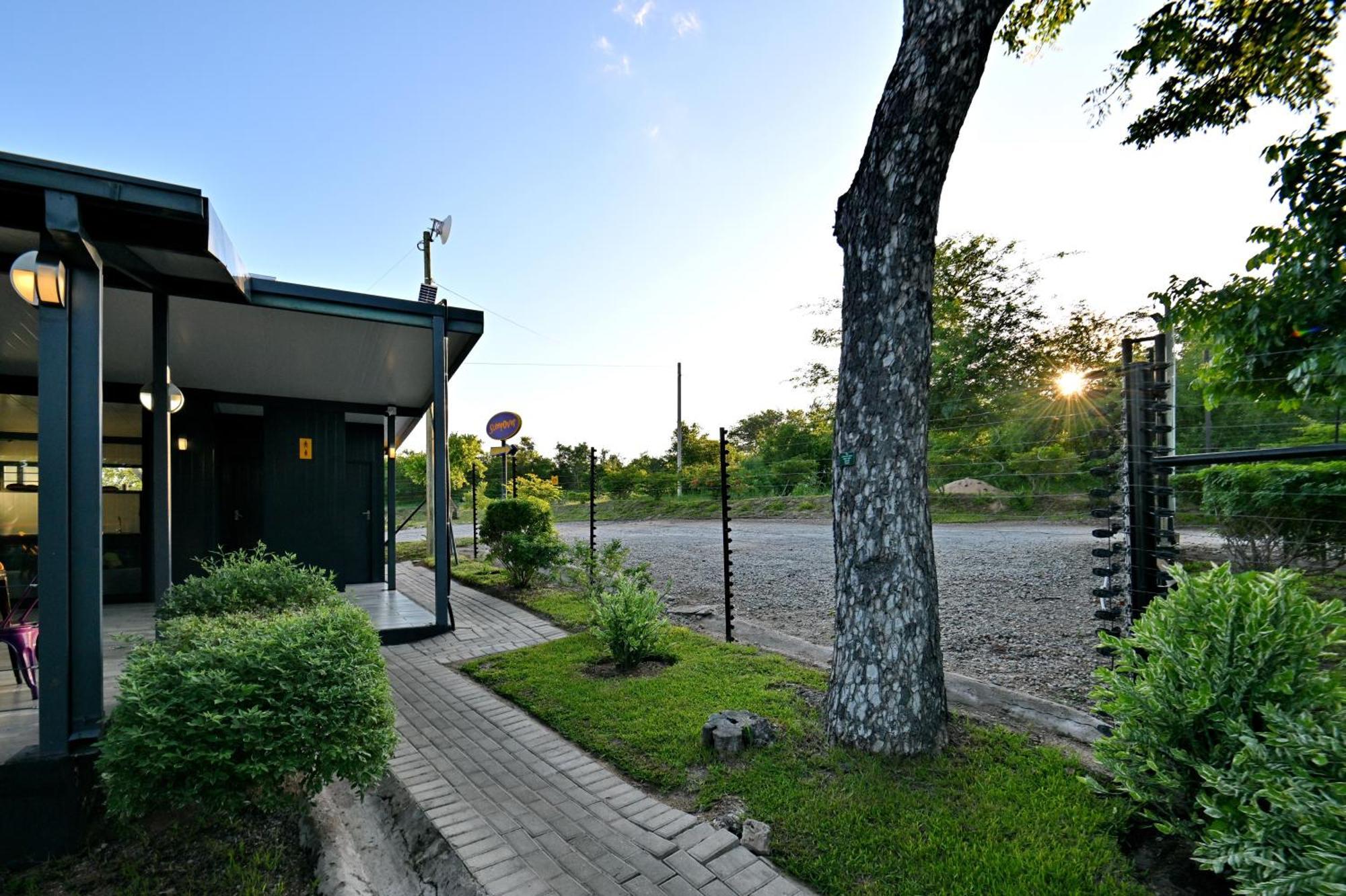 Sleepover Kruger Gate 스쿠쿠자 외부 사진